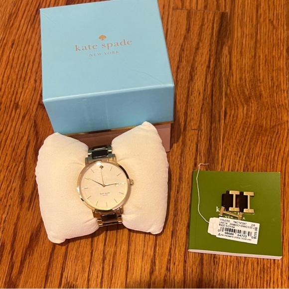 Kate Spade Gold and Black Woman's Timepiece - Picture 6 of 7